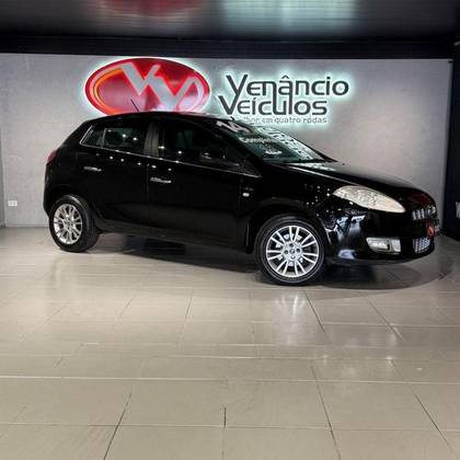 FIAT BRAVO 1.8 ESSENCE 16V FLEX 4P MANUAL FIAT BRAVO 1.8 ESSENCE 16V FLEX 4P MANUAL
